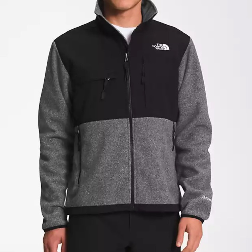 Men’s NorthFace Denali Jacket Gray and Black Medium